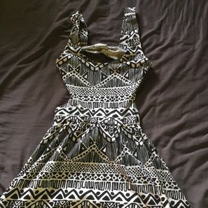 White and black backless dress